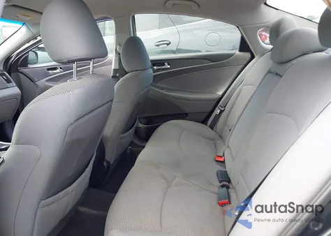 2013 Hyundai Sonata Gls z USA, uszkodzony, nr VIN 5NPEB4AC3DH730154